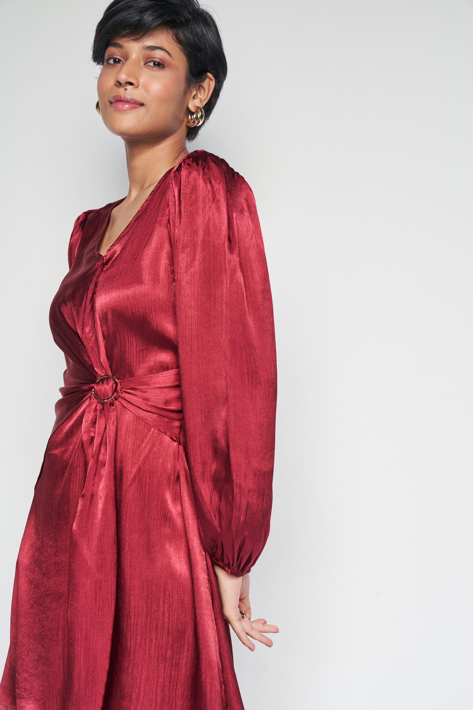 Buy our Maroon Solid Flared Dress online from ANDIndia SC F23AG178DRYOR